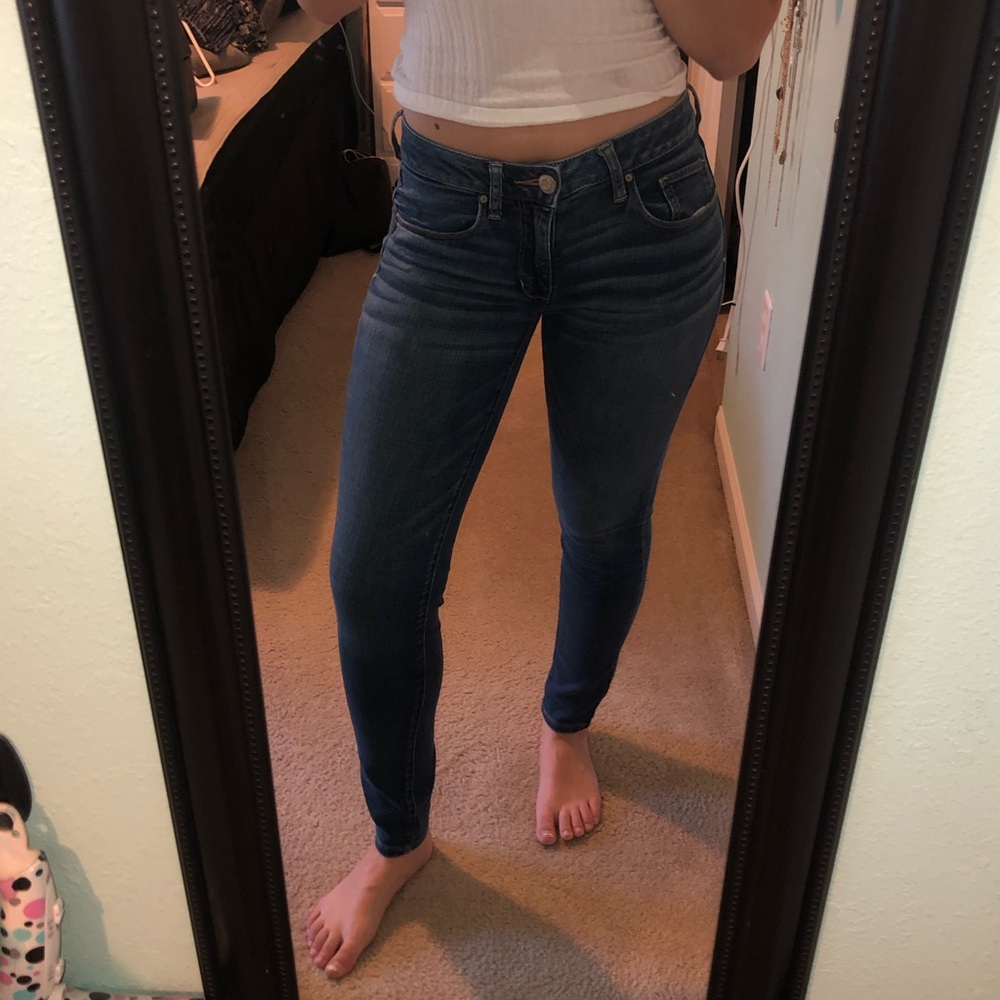 size 6 super stretch american eagle skinny jeans
